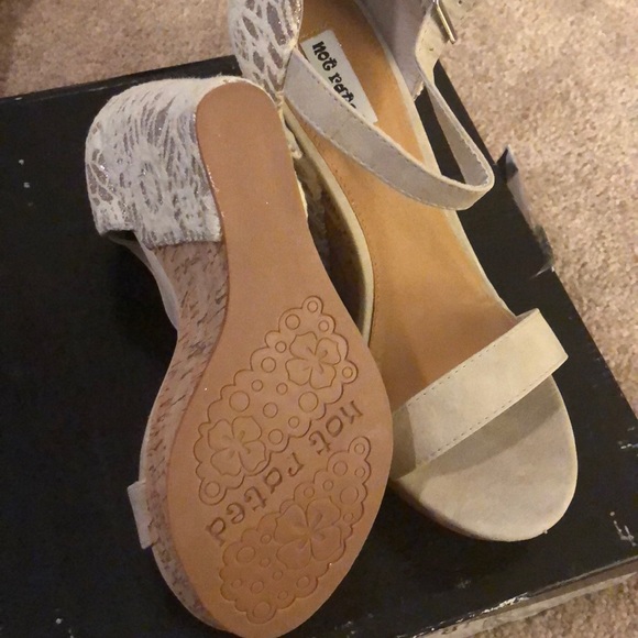 Wedges - Picture 4 of 4